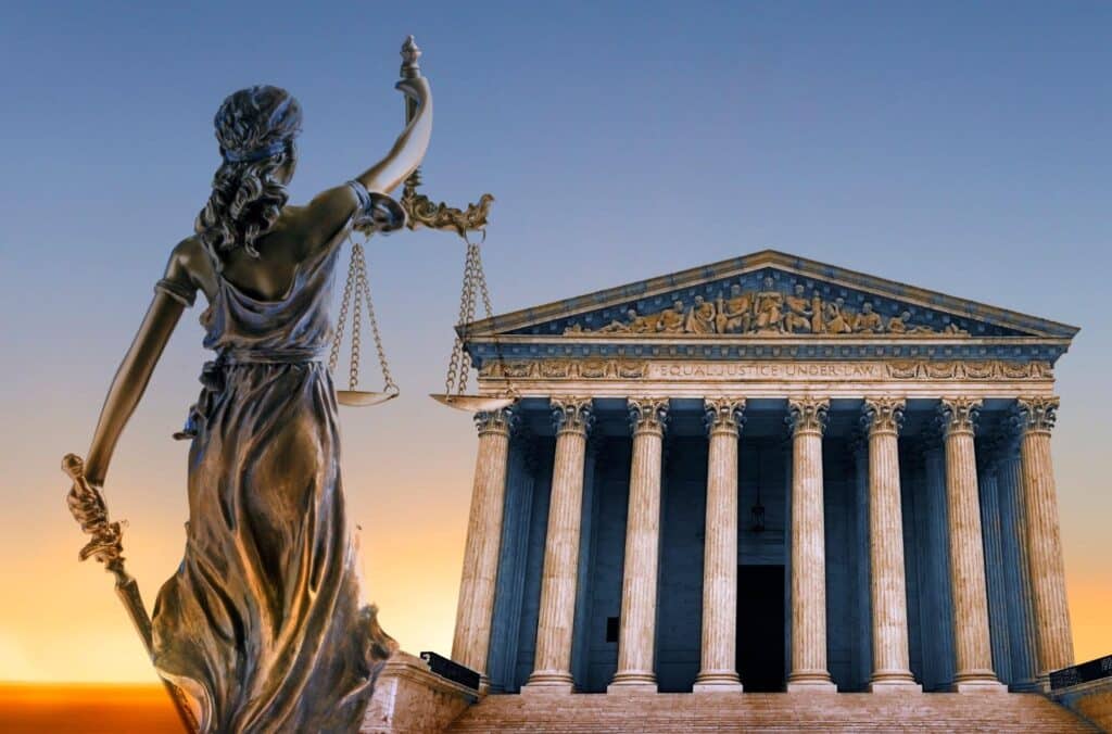 Lady Justice And Supreme Court Building